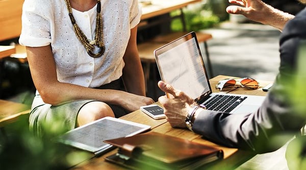 rapprochement-equipe-commerciale-marketing